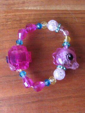 Twisty Petz Series 4 Flutter-Elle Seahorse bracelet (W6740)